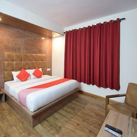 مايالي Hotel Rising Star المظهر الخارجي الصورة